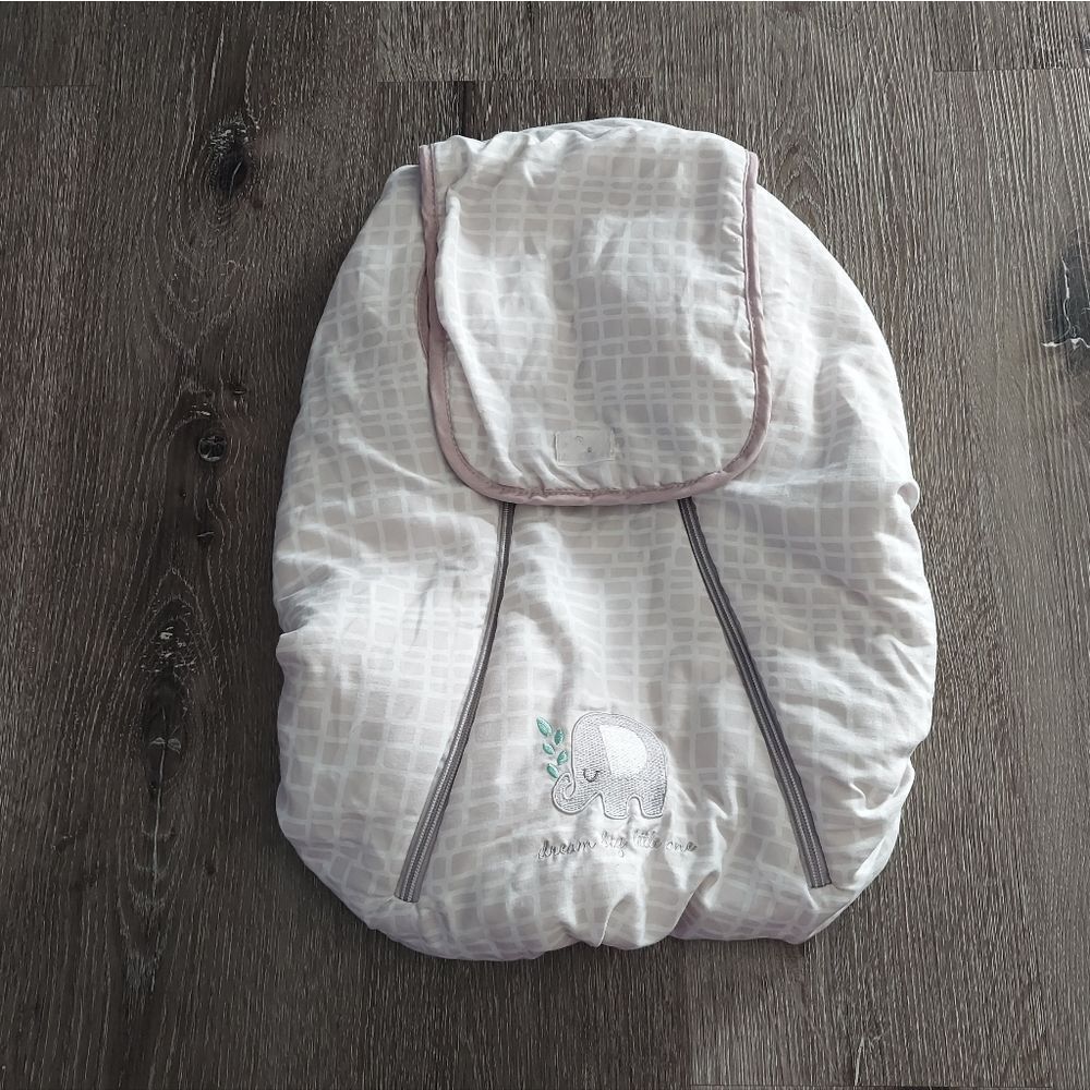 Forever Baby Carseat Cover - Gray